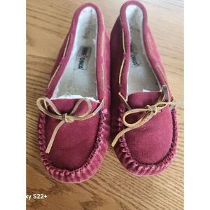 Minnetonka Women's Burgundy Leather Suede Moccasins Faux Fur & Bow